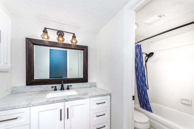 1719 Westview Terrace L, Arlington, TX 76013