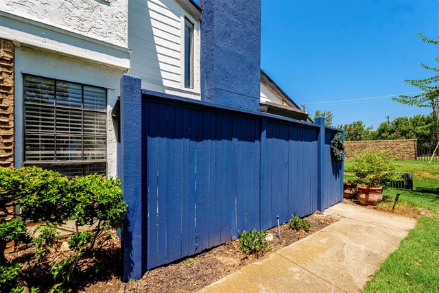 1719 Westview Terrace L, Arlington, TX 76013