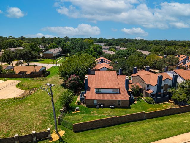 1719 Westview Terrace L, Arlington, TX 76013