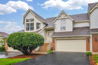 120 Ione Drive B, South Elgin, IL 60177
