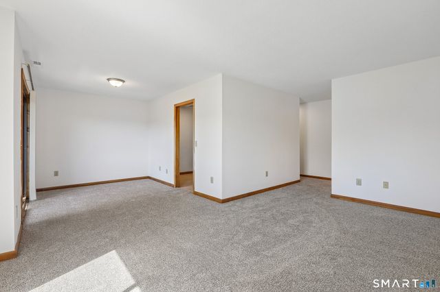 166 Old Brookfield Road 17A4, Danbury, CT 06811