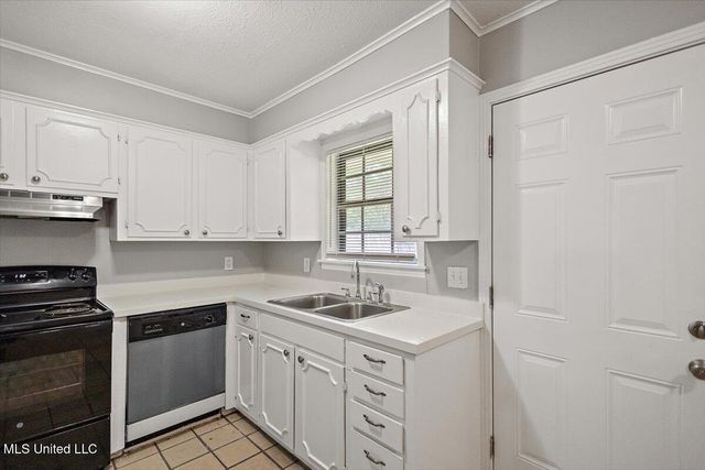 5730 Sedgwick Drive, Jackson, MS 39211