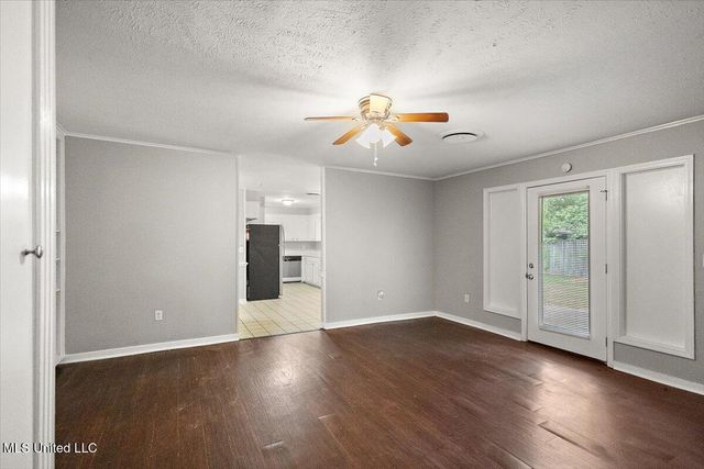 5730 Sedgwick Drive, Jackson, MS 39211