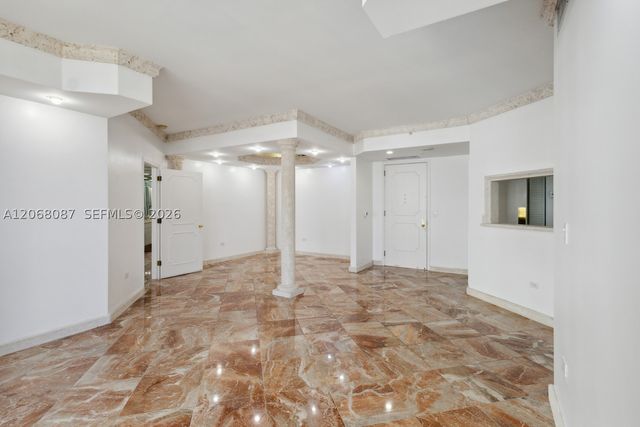 888 Brickell Key Dr 1600, Miami, FL 33131