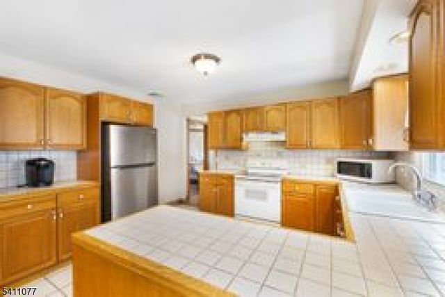 331 Mount Hermon Rd, Hope Twp., NJ 07825