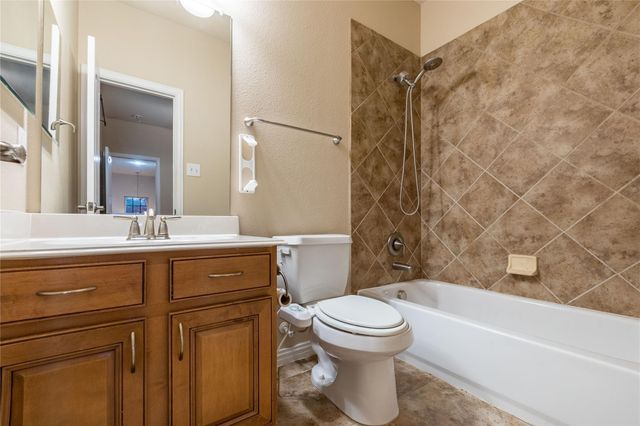 8704 Iron Horse Drive, Irving, TX 75063