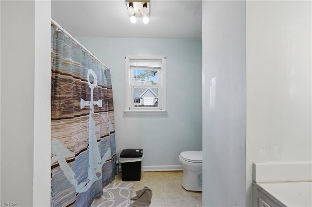 2204 Scallop RD, Virginia Beach, VA 23451