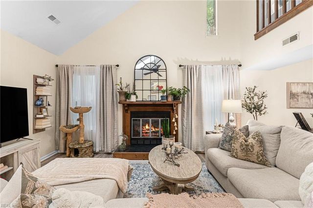 148 Hidden Lake PL, Newport News, VA 23602