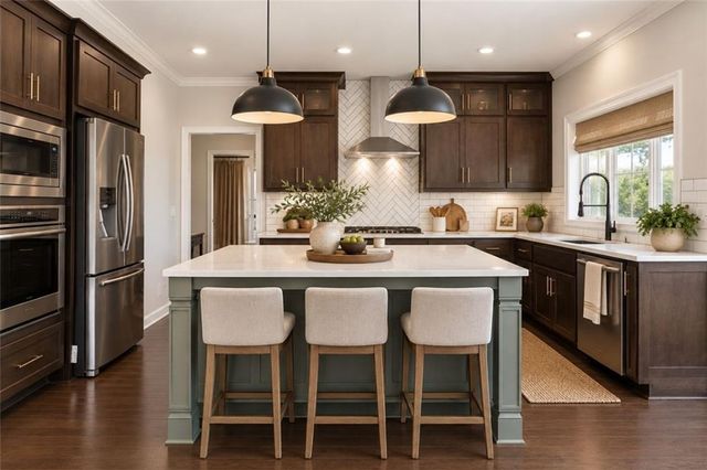 3008 SW Arboridge Drive, Lee's Summit, MO 64082