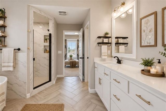3008 SW Arboridge Drive, Lee's Summit, MO 64082