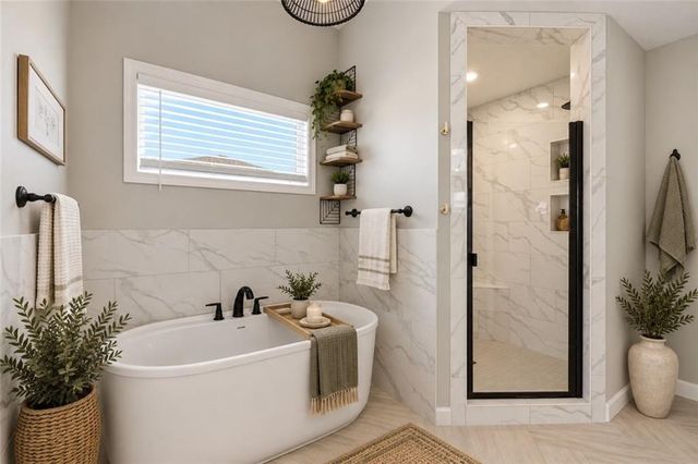 3008 SW Arboridge Drive, Lee's Summit, MO 64082