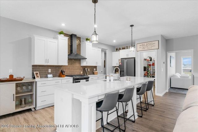 1432 Badlands Drive, Lansing, MI 48917