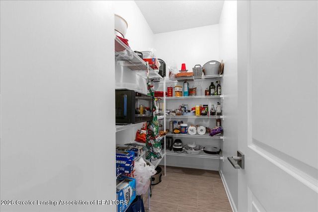 1432 Badlands Drive, Lansing, MI 48917