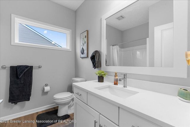 1432 Badlands Drive, Lansing, MI 48917