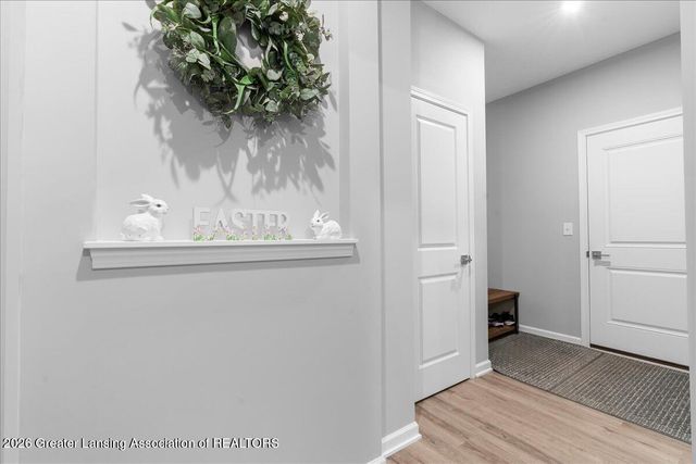 1432 Badlands Drive, Lansing, MI 48917