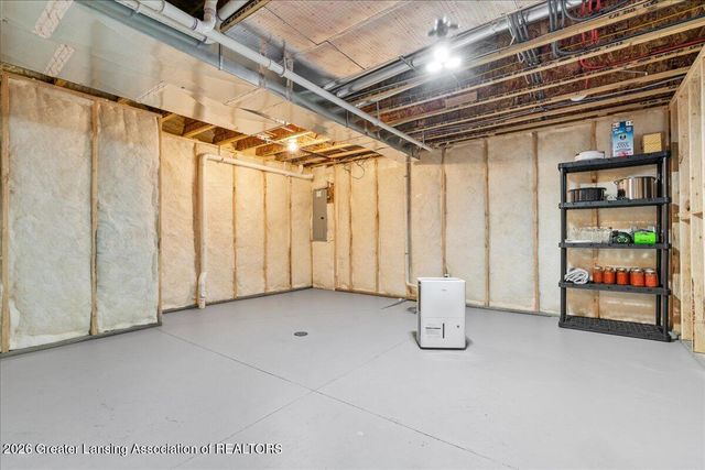 1432 Badlands Drive, Lansing, MI 48917