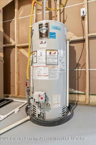 1432 Badlands Drive, Lansing, MI 48917