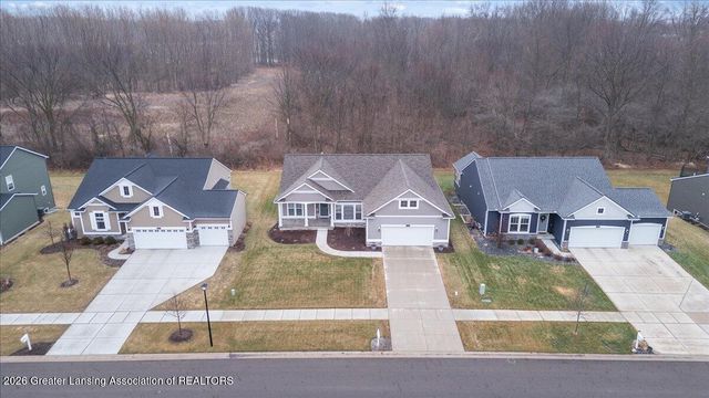 1432 Badlands Drive, Lansing, MI 48917