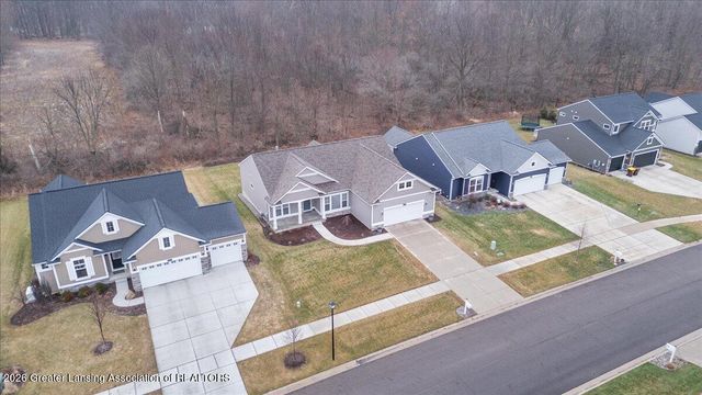 1432 Badlands Drive, Lansing, MI 48917