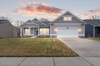 1432 Badlands Drive, Lansing, MI 48917