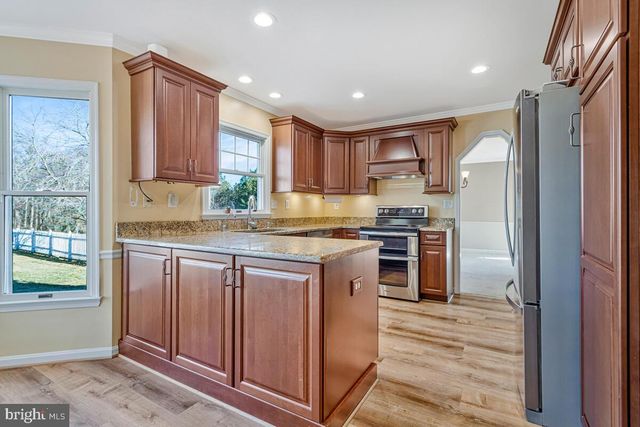 12630 GROSSTOWN RD, Hughesville, MD 20637