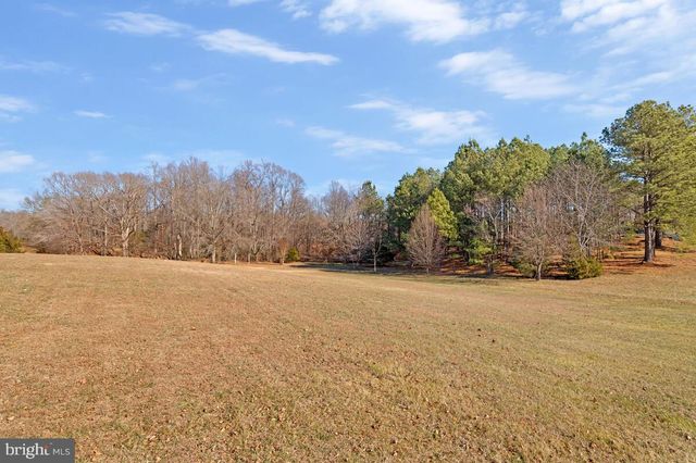 12630 GROSSTOWN RD, Hughesville, MD 20637