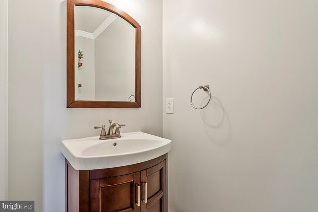 12630 GROSSTOWN RD, Hughesville, MD 20637