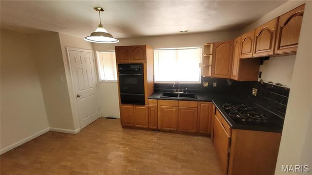 146 Evans Avenue, Cool Valley, MO 63121