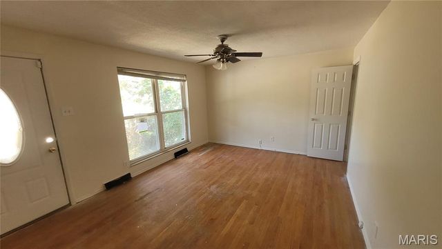 146 Evans Avenue, Cool Valley, MO 63121