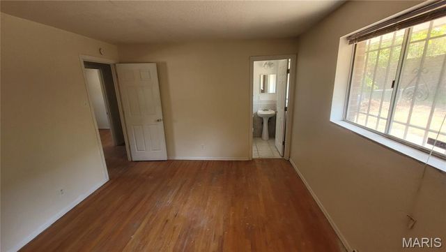 146 Evans Avenue, Cool Valley, MO 63121