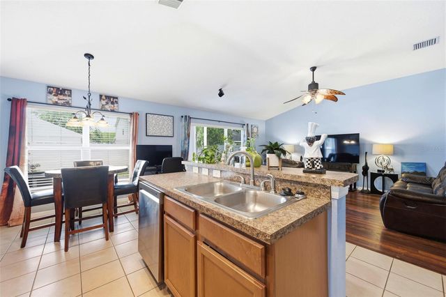5656 SWEET WILLIAM TERRACE, Land O Lakes, FL 34639