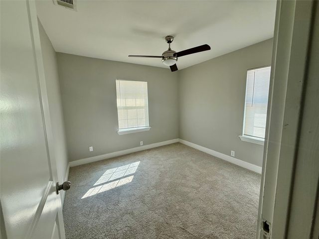 1923 Brookshire Street, Arlington, TX 76010