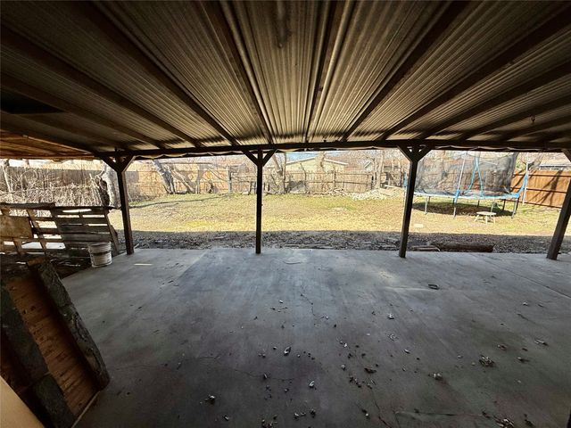 1923 Brookshire Street, Arlington, TX 76010