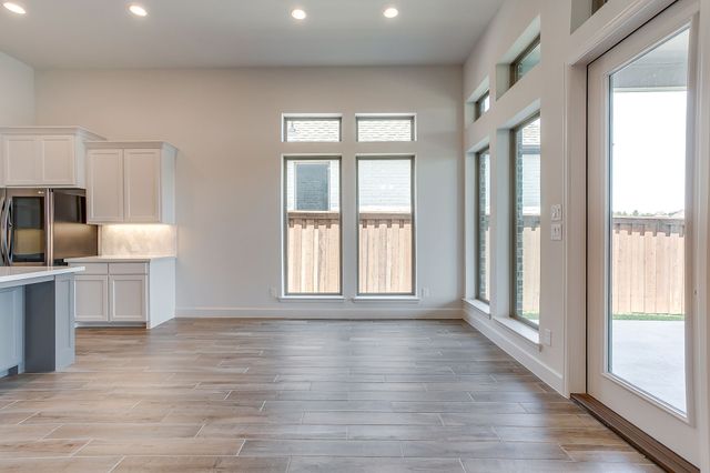 5729 Lake Jackson Drive, Fort Worth, TX 76126