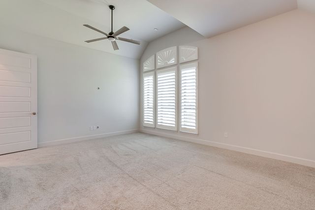 5729 Lake Jackson Drive, Fort Worth, TX 76126