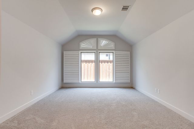 5729 Lake Jackson Drive, Fort Worth, TX 76126