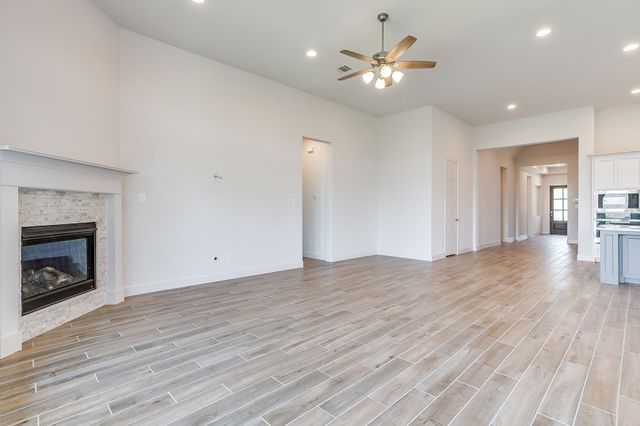 5729 Lake Jackson Drive, Fort Worth, TX 76126