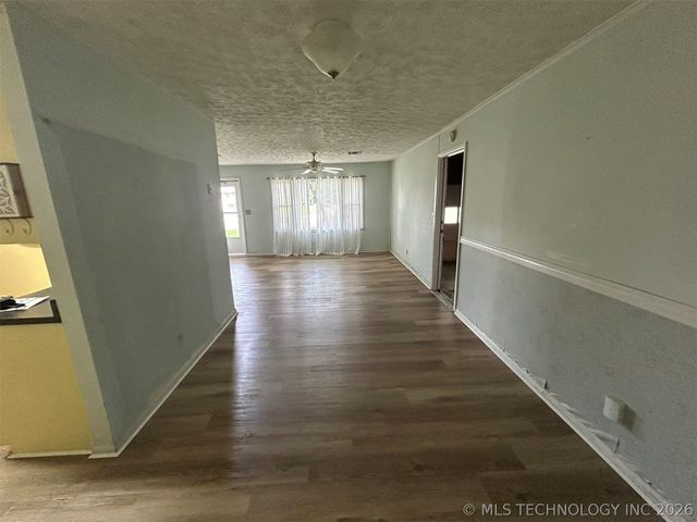 904 SE 2nd Street, Pryor, OK 74361