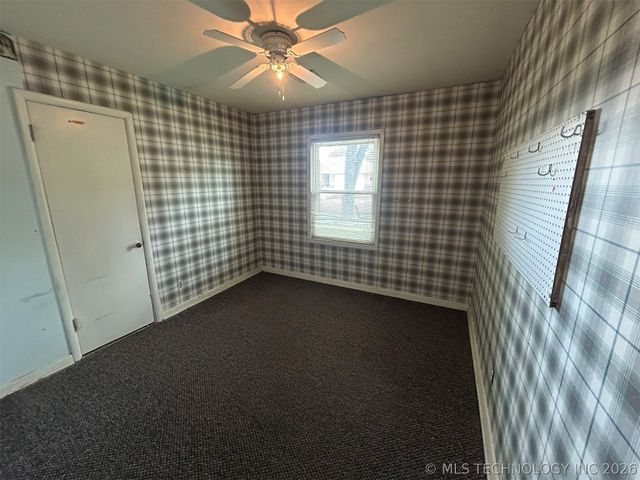 904 SE 2nd Street, Pryor, OK 74361