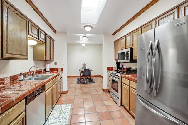 1 Zia Trail, Corrales, NM 87048