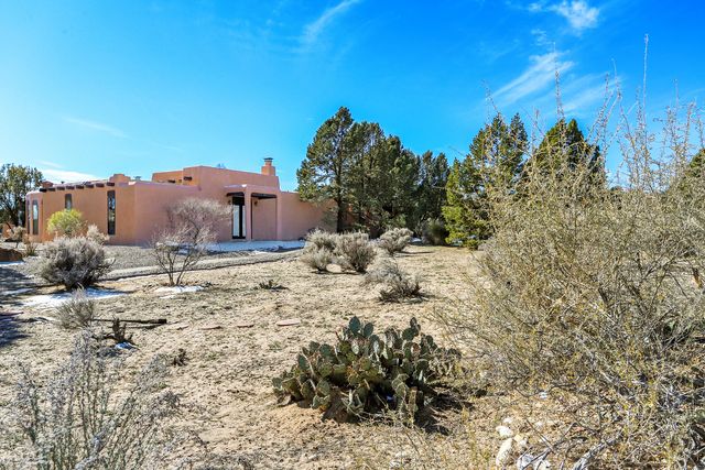 1 Zia Trail, Corrales, NM 87048