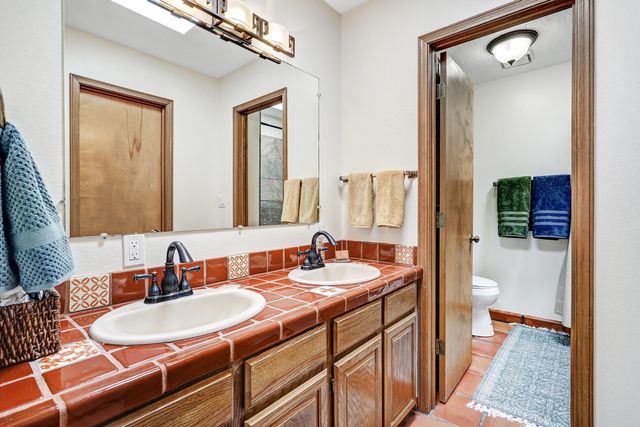 1 Zia Trail, Corrales, NM 87048