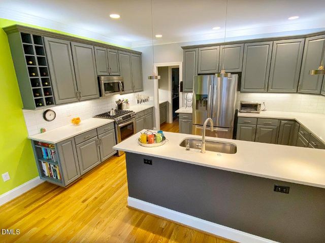 3425 Sir Colleton Court, Raleigh, NC 27612