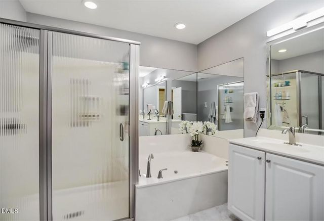 3425 Sir Colleton Court, Raleigh, NC 27612