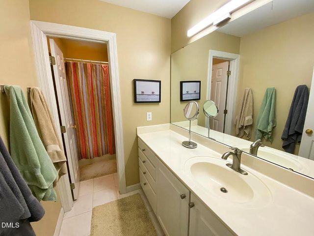 3425 Sir Colleton Court, Raleigh, NC 27612