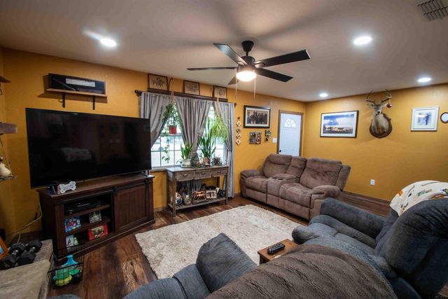 530 Holly Glen, Murchison, TX 75778