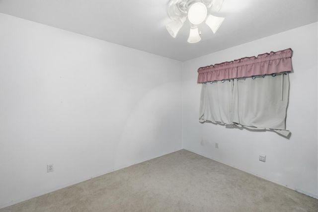 2582 Sandell Avenue, Kingsburg, CA 93631