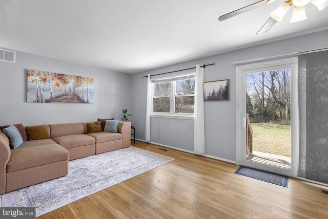 7963 PHIRNE RD, Glen Burnie, MD 21061