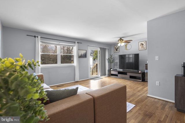 7963 PHIRNE RD, Glen Burnie, MD 21061