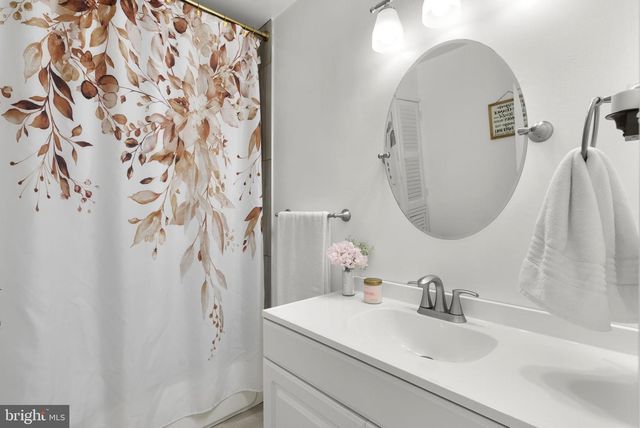 7963 PHIRNE RD, Glen Burnie, MD 21061